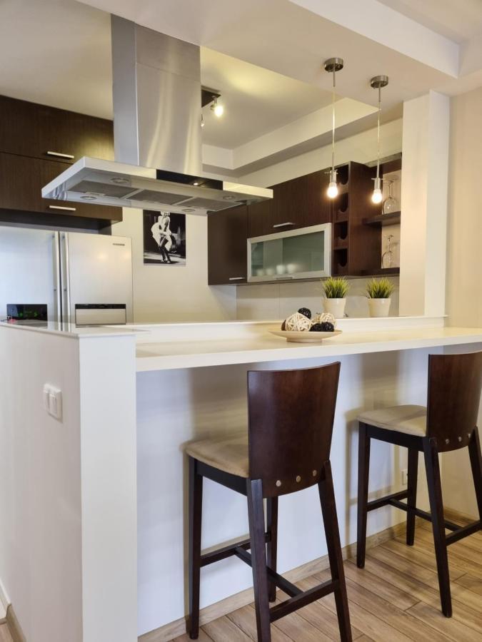 פוזנן Apartament Exclusive מראה חיצוני תמונה
